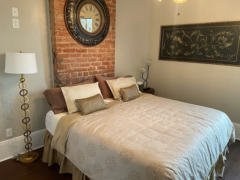 2121 Jackson Ave — Photo 26