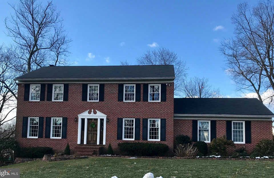 2nd image of 2504 Rochelle Dr