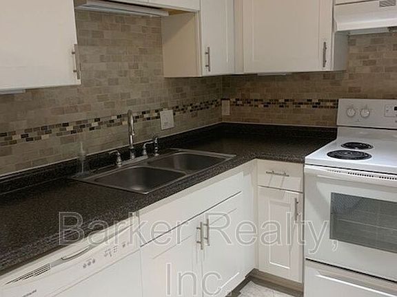 2nd image of 205 E Ransom St #2A