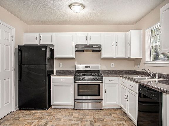 4th image of 5425 Salem Springs Dr