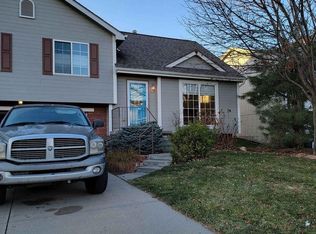 8956 N 81st St, Omaha, NE 68122