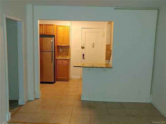 5th image of 30 Ehrbar Ave APT 514