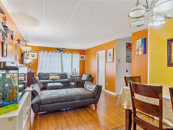 4th image of 420 Palisade Ave APT 2B