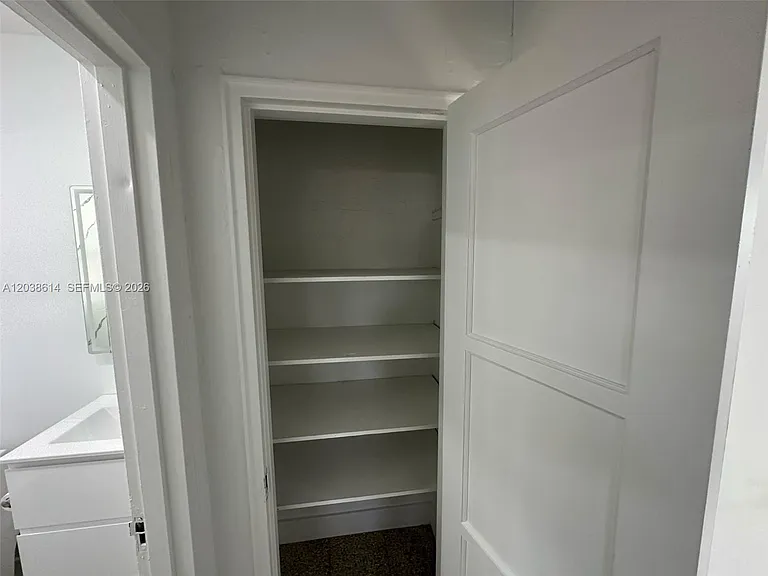 417 SE 14th Ct #1 — Photo 13
