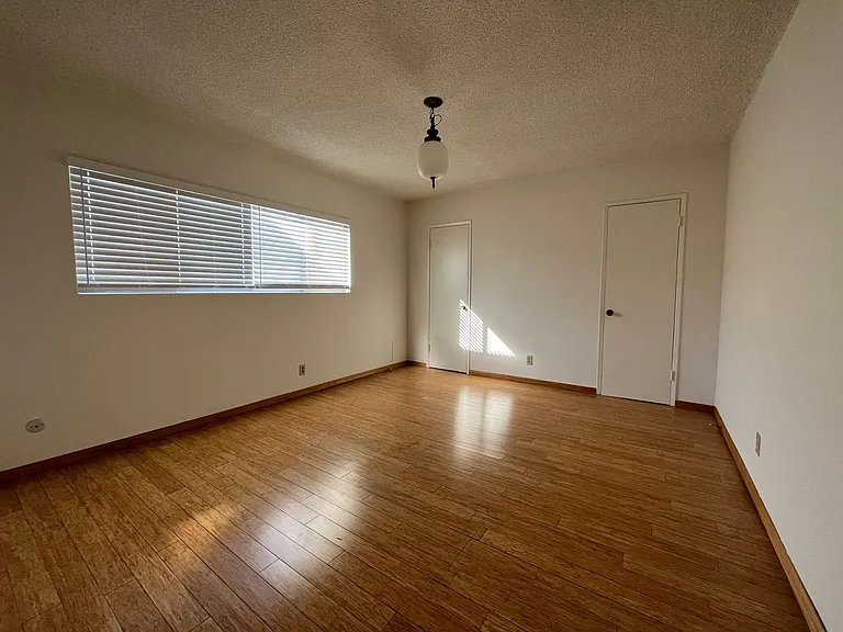 1135 N Ogden Dr #8 — Photo 2