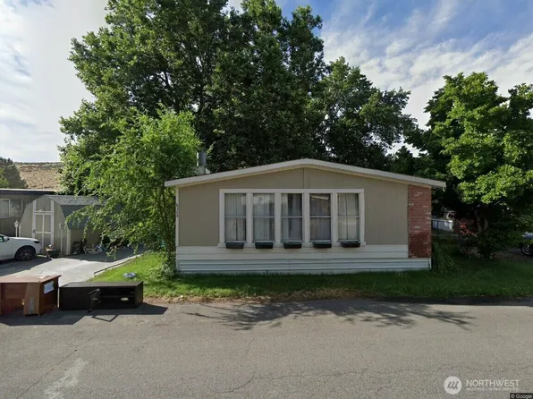 6305 Haag Street, West Richland, WA 99353