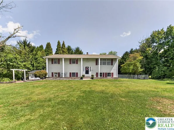 174 Frutchey Ct, Mount Bethel, PA 18343