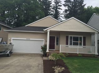 35355 Oakwood Dr, Saint Helens, OR