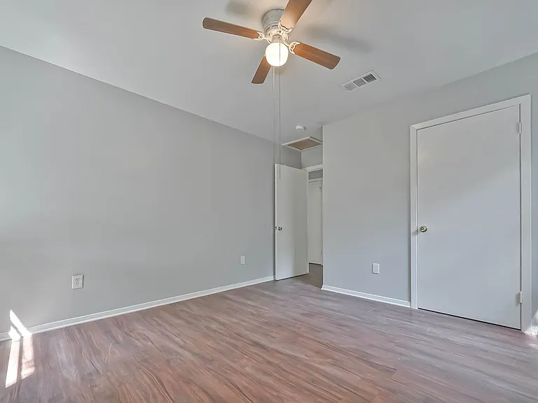 3918 Tavenor Ln — Photo 16