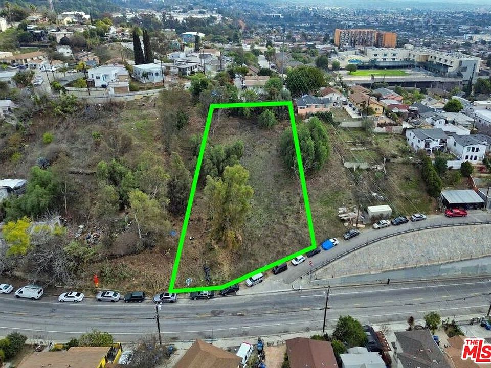 1st image of 1000 N Gage Ave