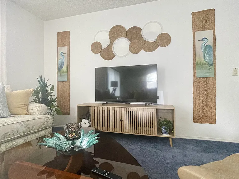 2818 Barboza Dr — Photo 4