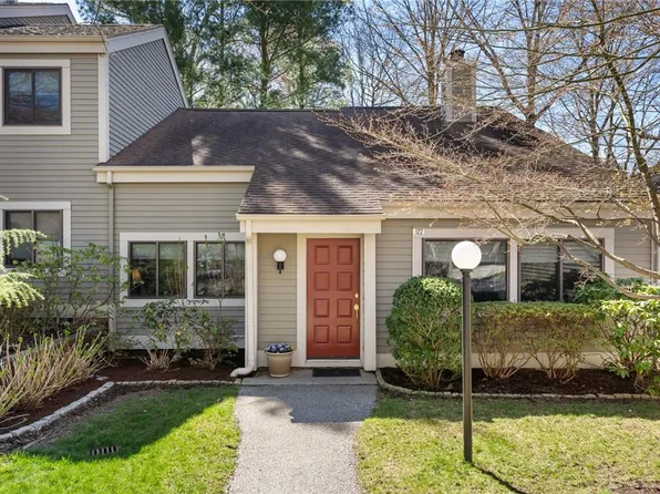 122 Stone Meadow Drive, South Salem, NY 10590