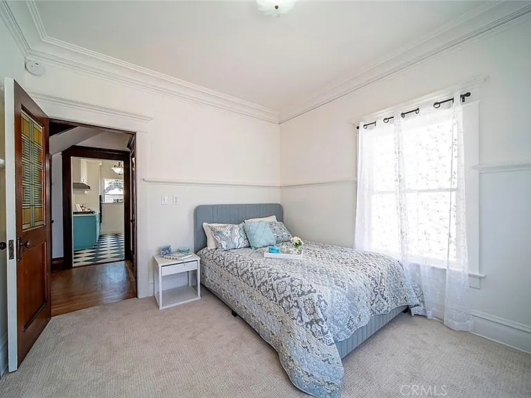 14211 Cedarwood St — Photo 7