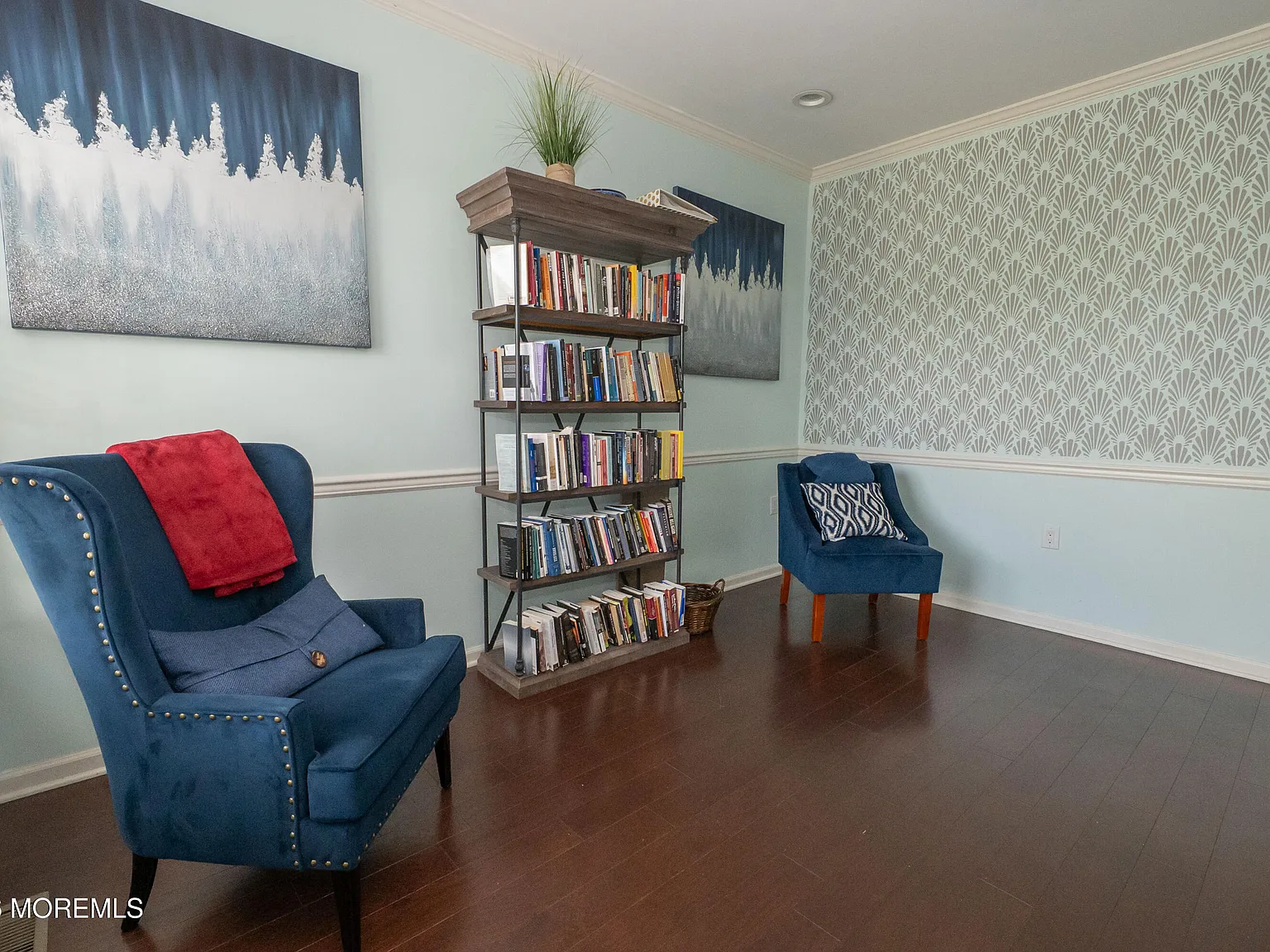 3 bed, 3.5 bath, 2152 sqft, $4,200 — Photo 3