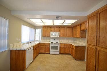 5th image of 1927-1841 Pebblewood Dr #1927