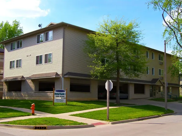 203 N Gregory St, Urbana, IL 61801