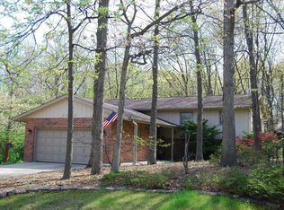 8415 Porter Pl, Crown Point, IN 46307