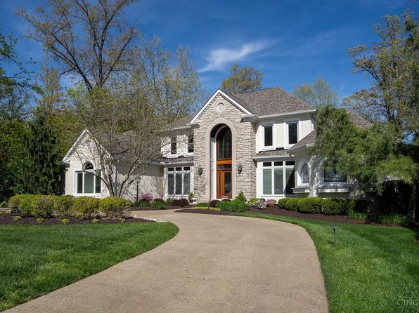 10260 Stablehand Dr, Cincinnati, OH 45242