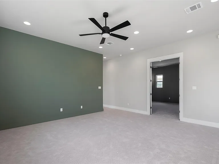 1205 Friends Cv — Photo 16