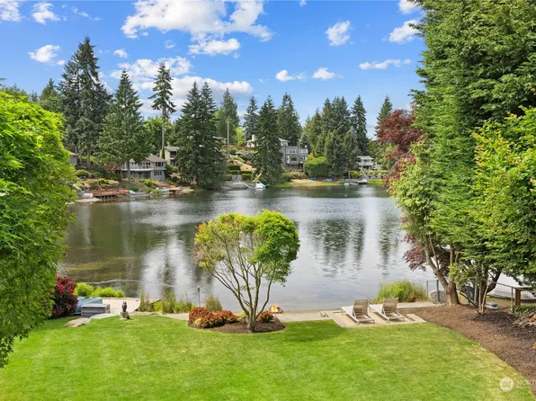 19715 1st Place SW, Normandy Park, WA 98166