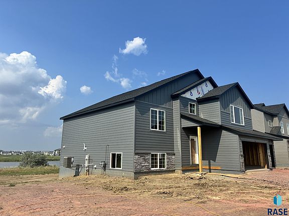 2nd image of 5612 E Ashwood Cir