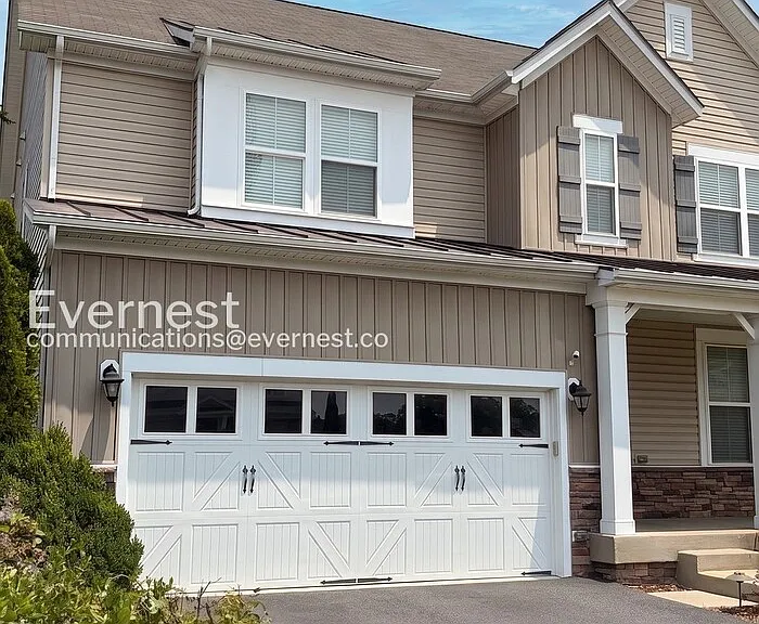 1735 Hudgins Farm Cir — Photo 3