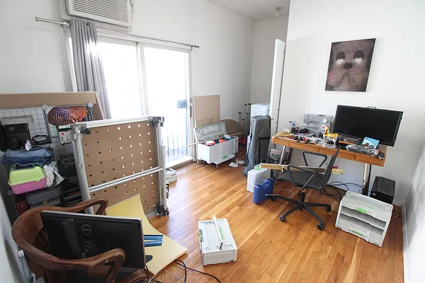 Rented by Luxor Homes & Investment Realty | media 15