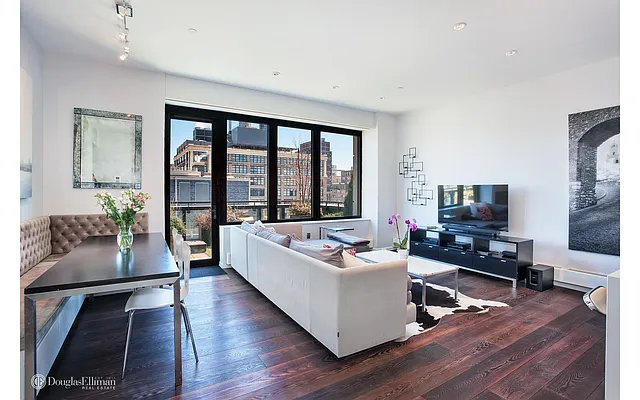 Sold by Douglas Elliman | media 24