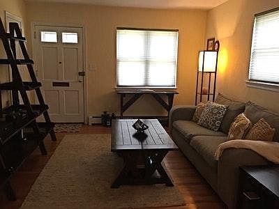3rd image of 6242 Niagara Cir