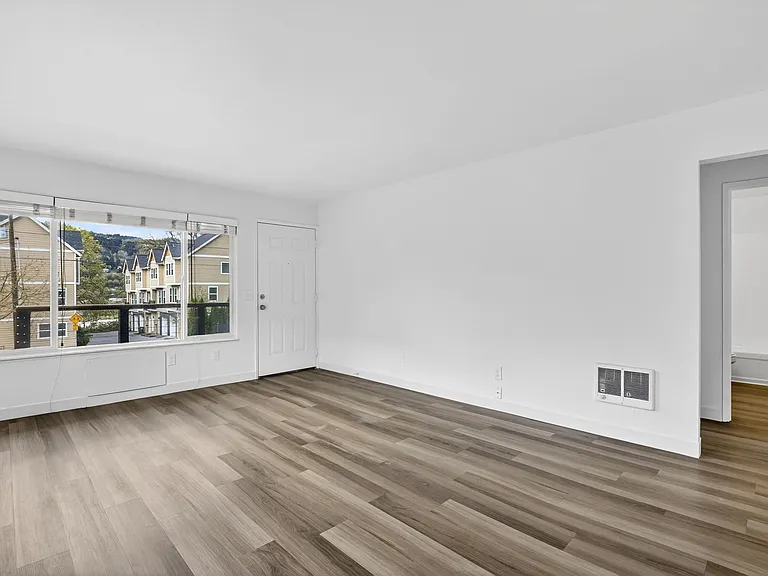 8809 N Edison St #8809 — Photo 15