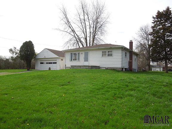 2nd image of 3711 1st St