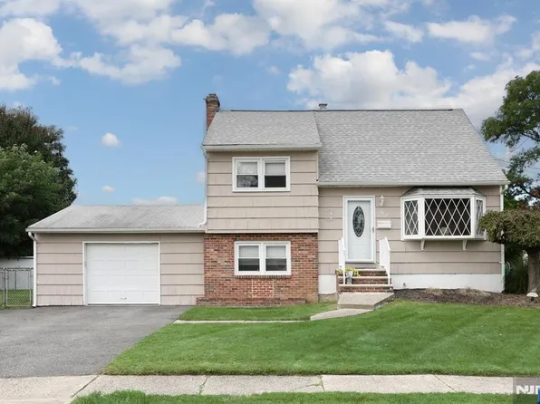 353 Albany Street, Saddle Brook, NJ 07663