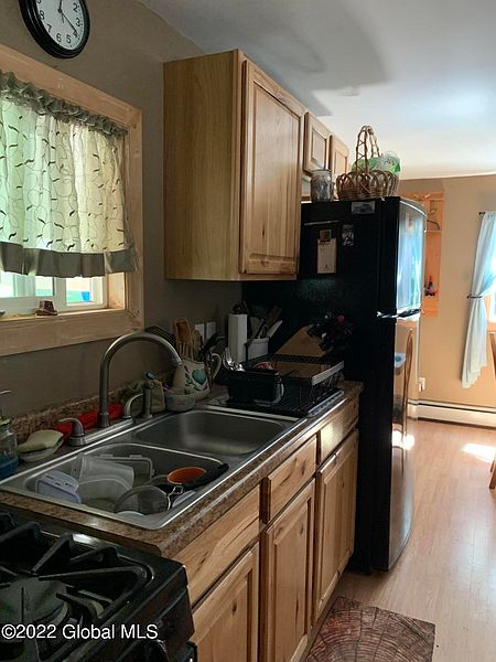 2nd image of 316 Fort Edward Road
