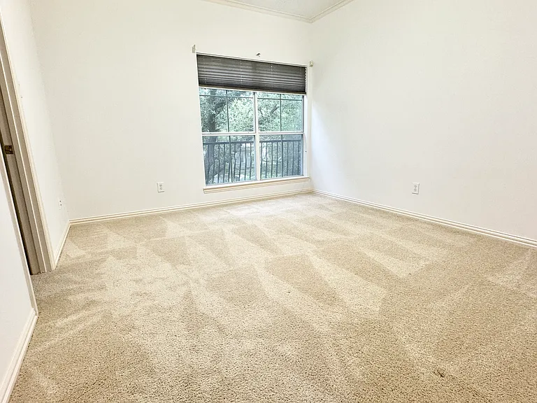 17619 Woods Edge Dr — Photo 18