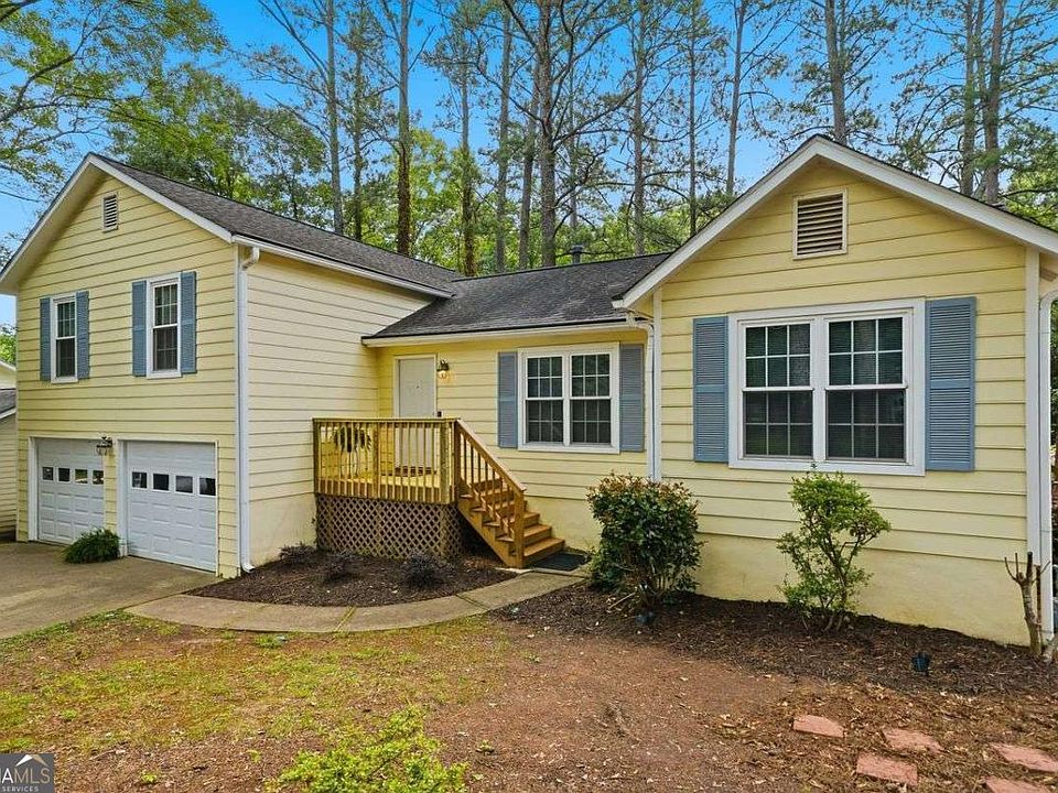 1st image of 165 Tyson Cir
