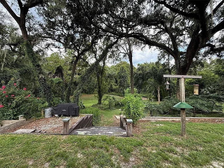 8004 Beltrees Ct — Photo 19