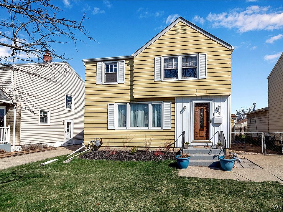 1st image of 580 Moore Ave