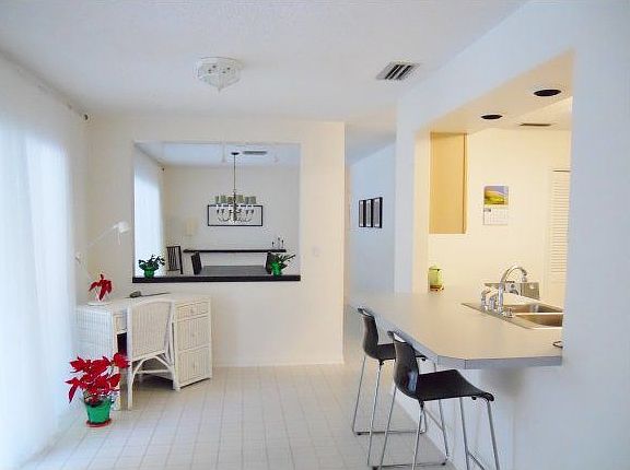 3rd image of 3815 W Douglasfir Cir