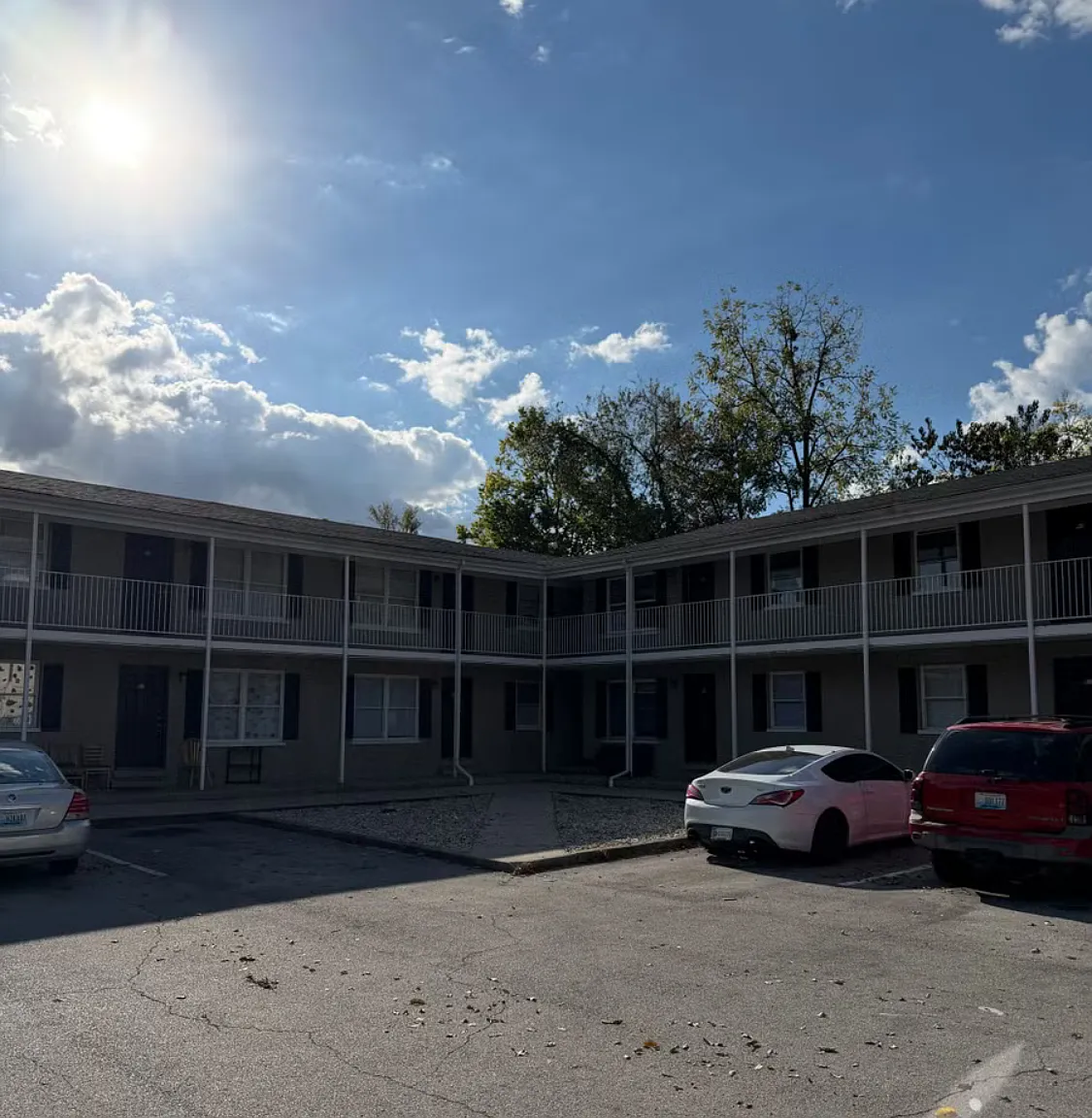 250 Herndon St — Photo 4