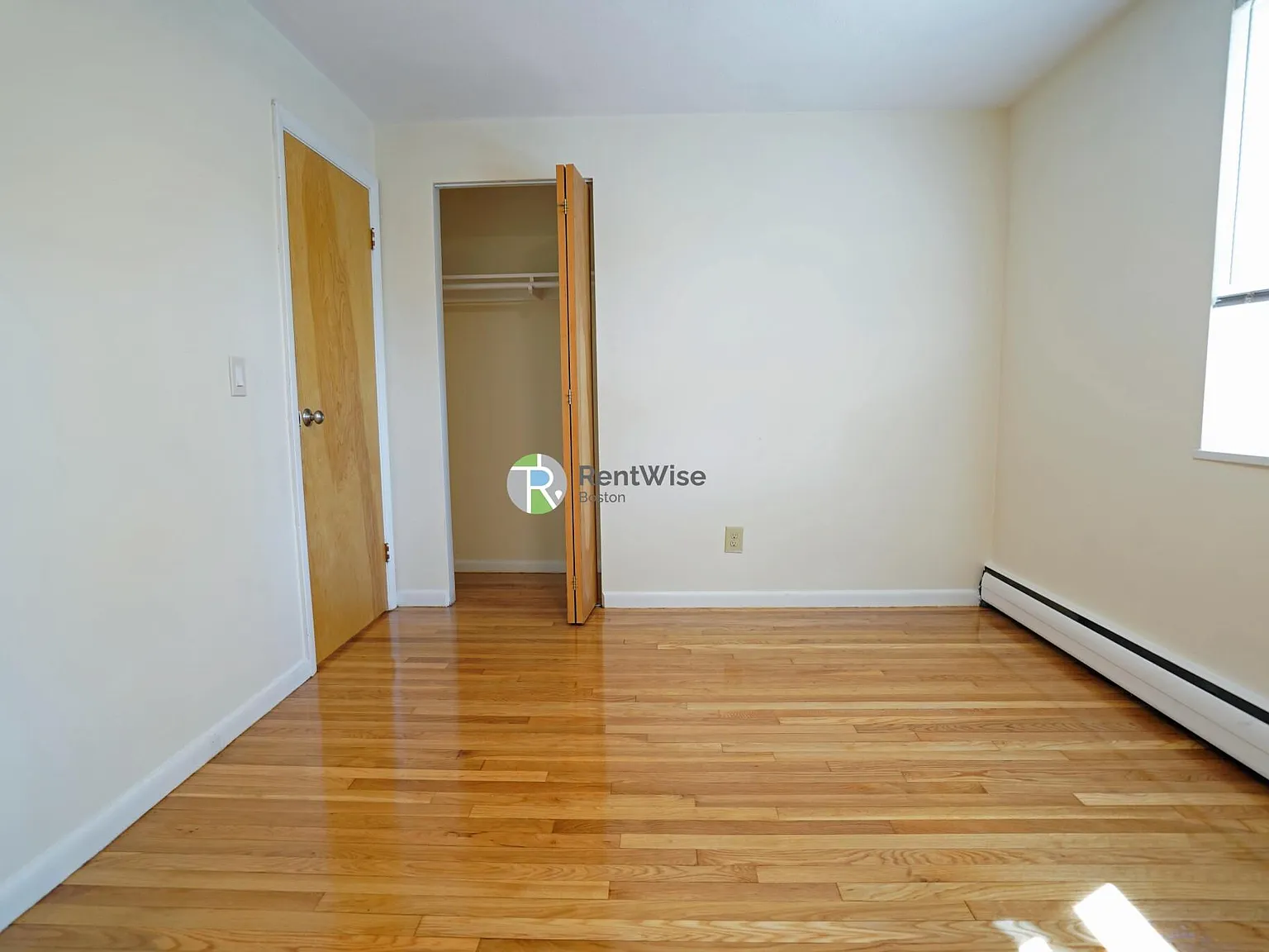 2 bed, $3,250 — Photo 2