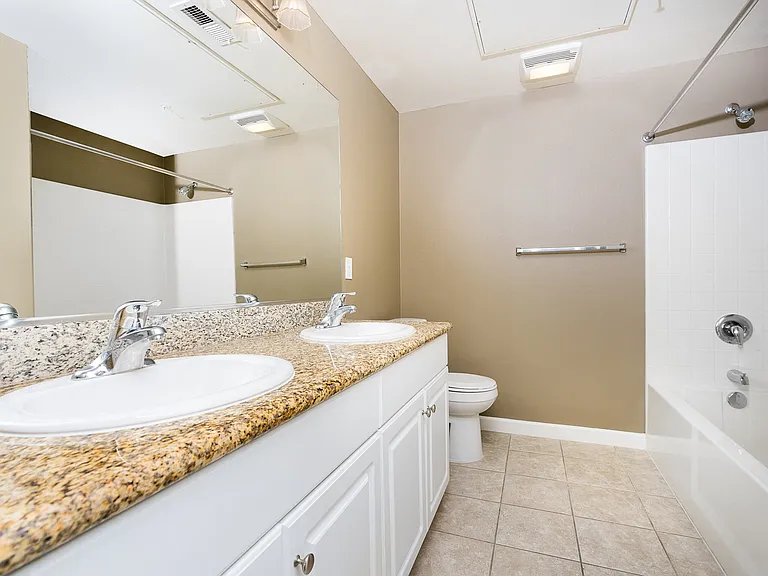 Paseos At Magnolia Luxury Apartments Homes — Photo 22