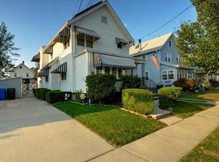 16 Lillian Ter, Woodbridge, NJ 07095
