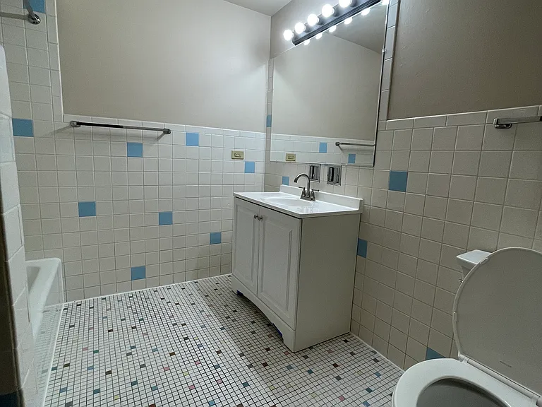 10743-10749 S Pulaski Rd #10 — Photo 7