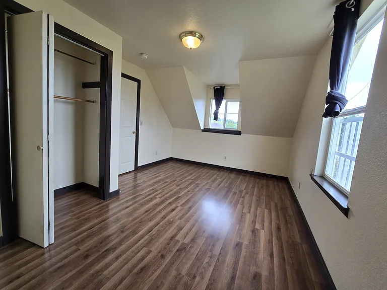 524 Main St — Photo 19
