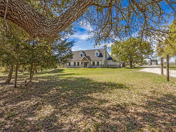 4th image of 174 Gilmore Rd