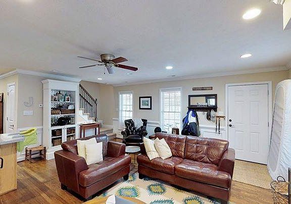 5th image of 128 Winsome Haven Dr #B