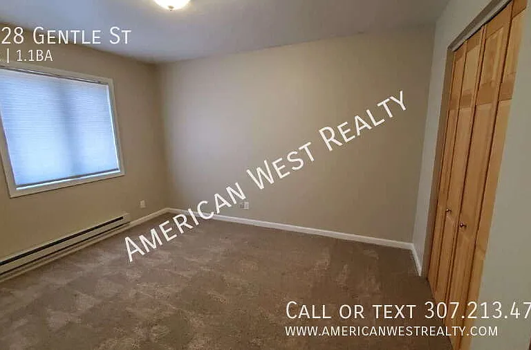 2128 Gentle St — Photo 6
