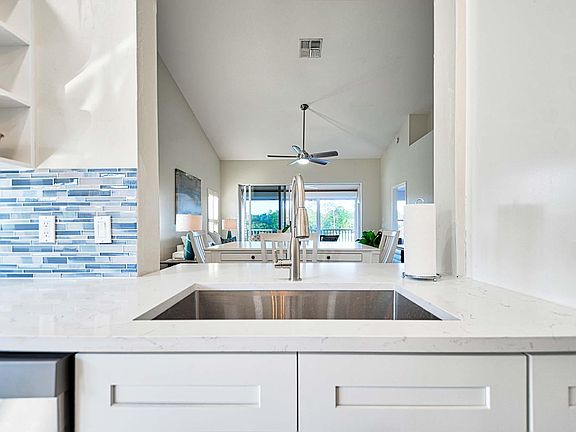 3rd image of 5940 Sand Wedge Ln Unit 1408