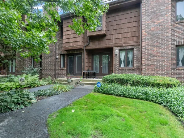 6634 Quail Ridge Ln, Fort Wayne, IN 46804