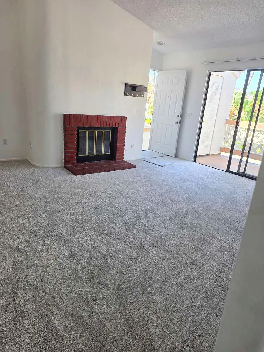 Building Photo - 9392 Twin Trails Dr #206